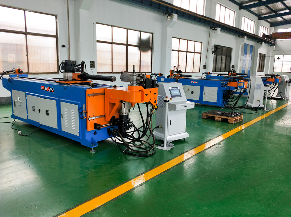 Export A CNC Pipe Bending Machine To Vietnam