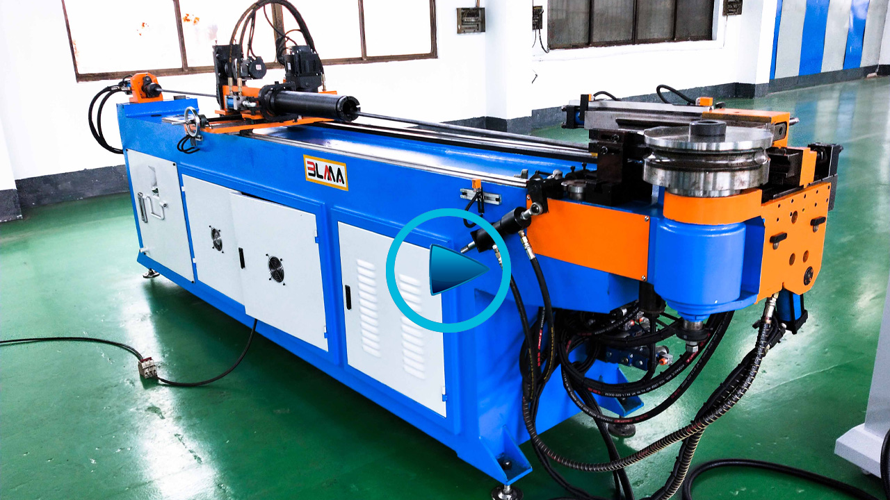 Automatic pipe bending machine with hole punching function