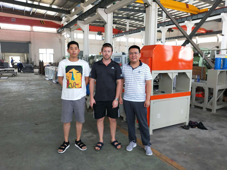 Welcome Australia Customers To Visit Us for Pipe Punching Machine