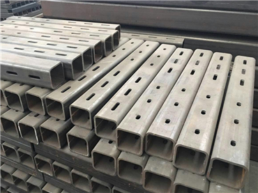 Square pipe hole punching